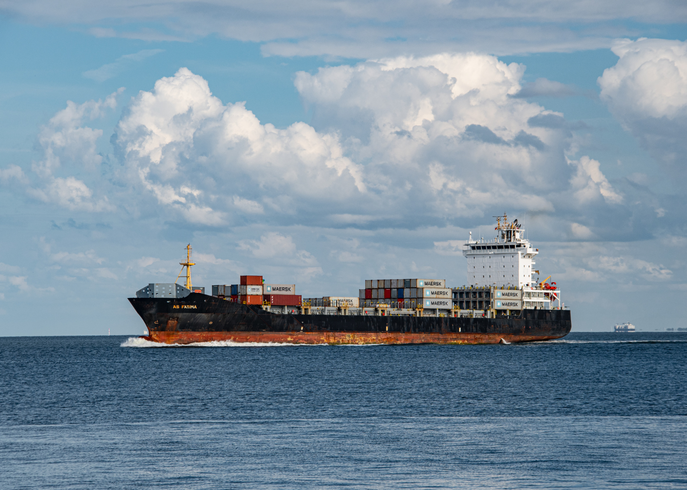 美國出口管制新規：BIS 50% 規則如何改變「實體清單」的風險範圍？